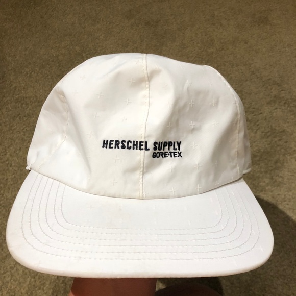 herschel gore tex hat